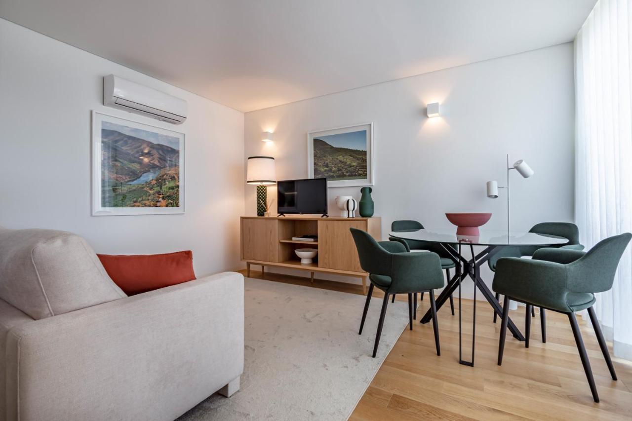 Bonfim Living - Great Location, Al Fresco Dining And Free Private Parking Apartment Porto Ngoại thất bức ảnh